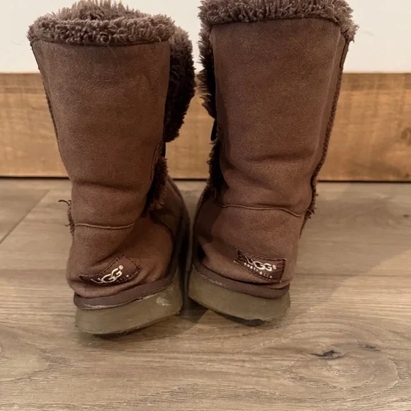 UGG Chocolate Suede Boots - Picture 4 of 5